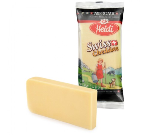 Сыр полутвердый чеддер Heidi 200 г 50%
